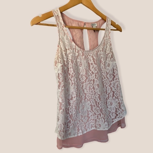 DYNAMITE Pink White Lace Camisole Top - Picture 2 of 9